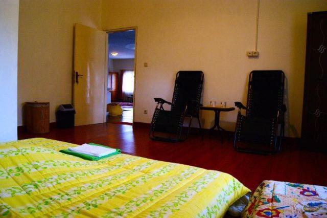 Arimbi Cibulan Suites Cisarua Zimmer foto